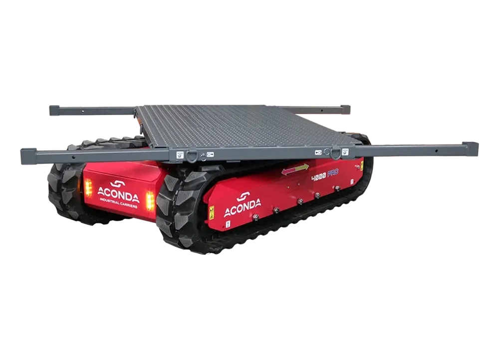 Le P'tit Mulet 4000 PRO équipé de sa plateforme rotative motorisée en position élargie.